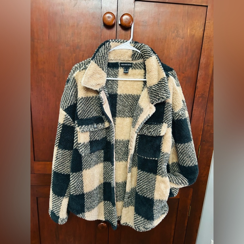 Streetwear Society Black and Tan Shacket Jacket, size L